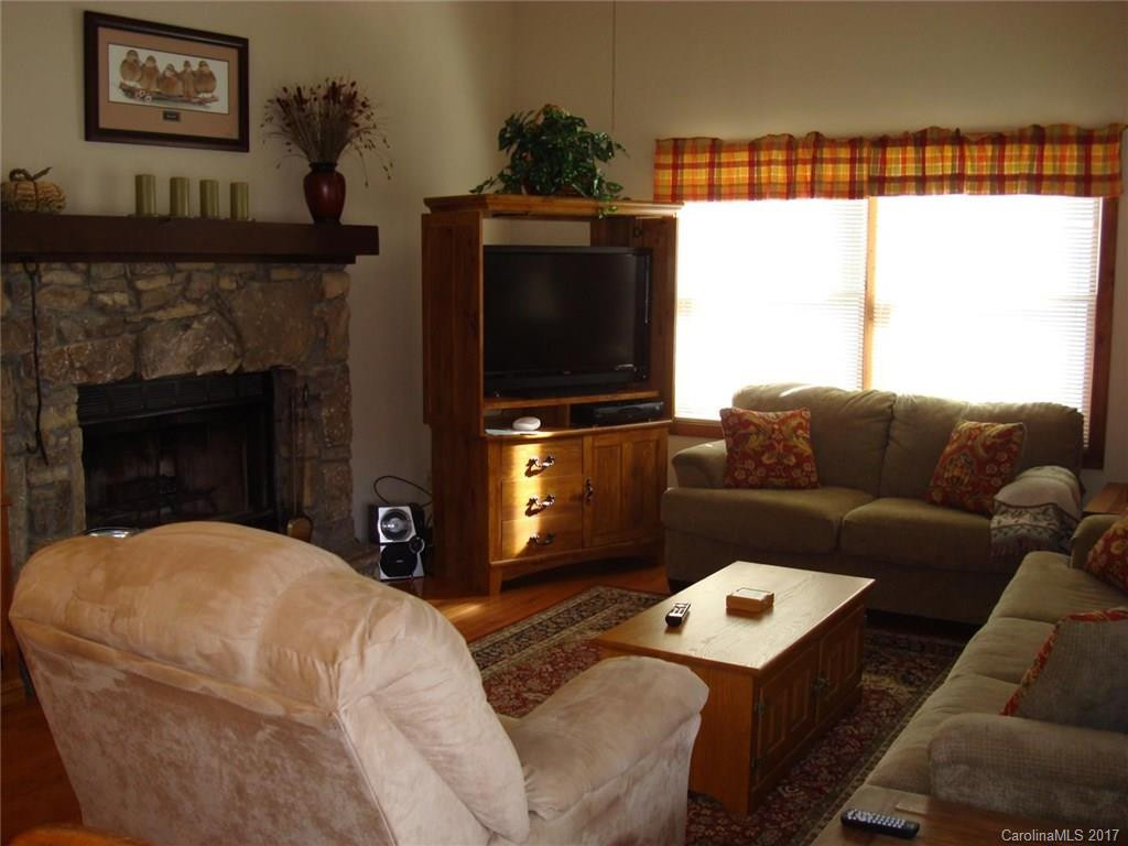 904 Eagles Nest Court #904 - Photo 5