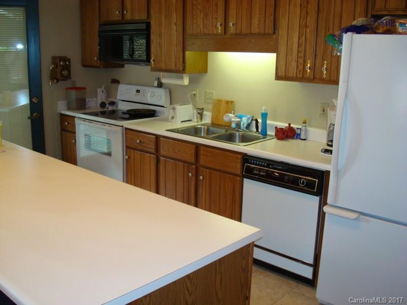 904 Eagles Nest Court #904 - Photo 8
