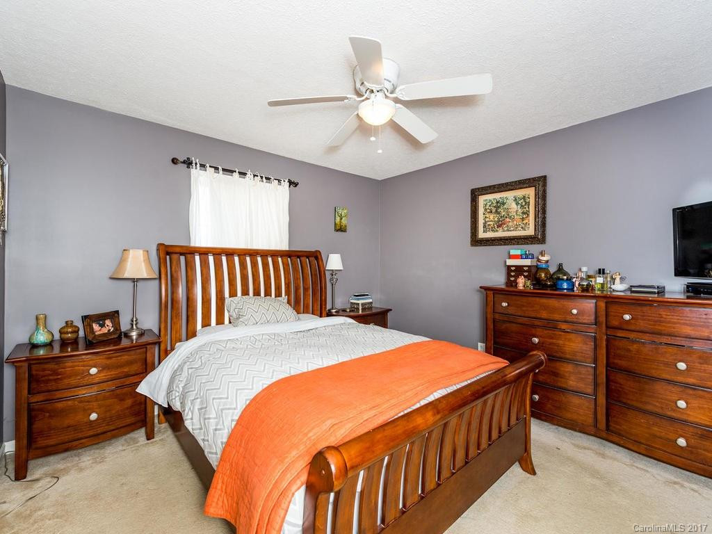 131 Newberry Drive - Photo 11