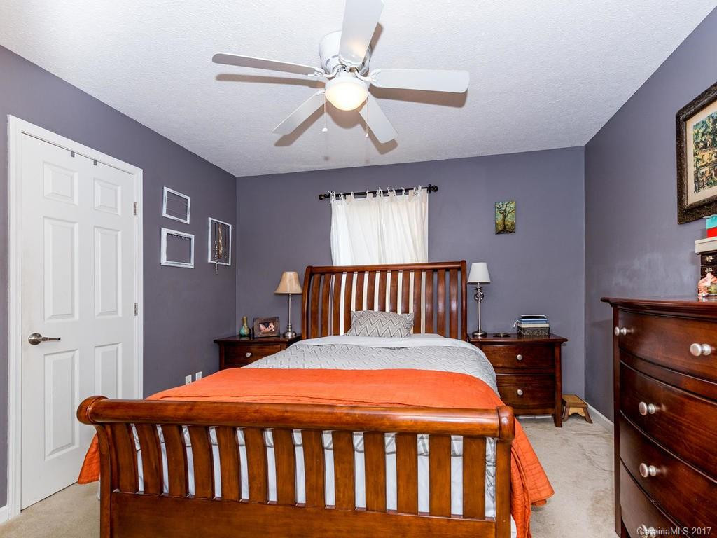 131 Newberry Drive - Photo 13
