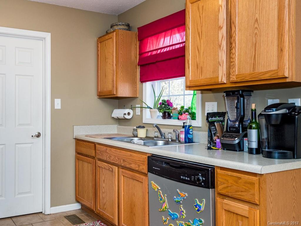 131 Newberry Drive - Photo 9