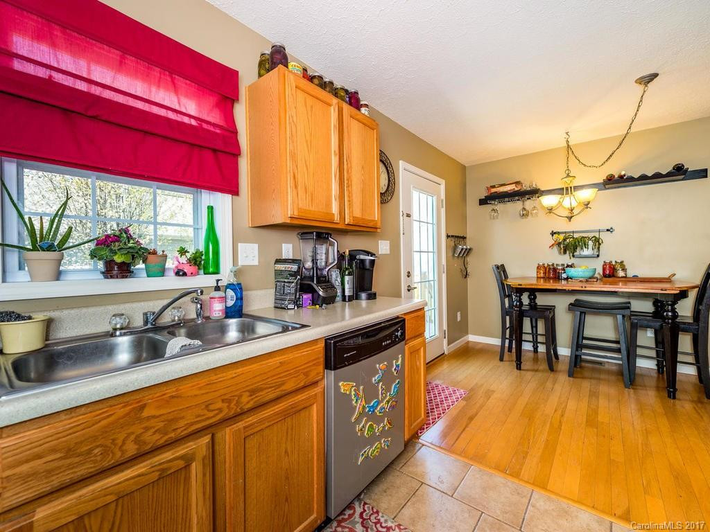 131 Newberry Drive - Photo 10