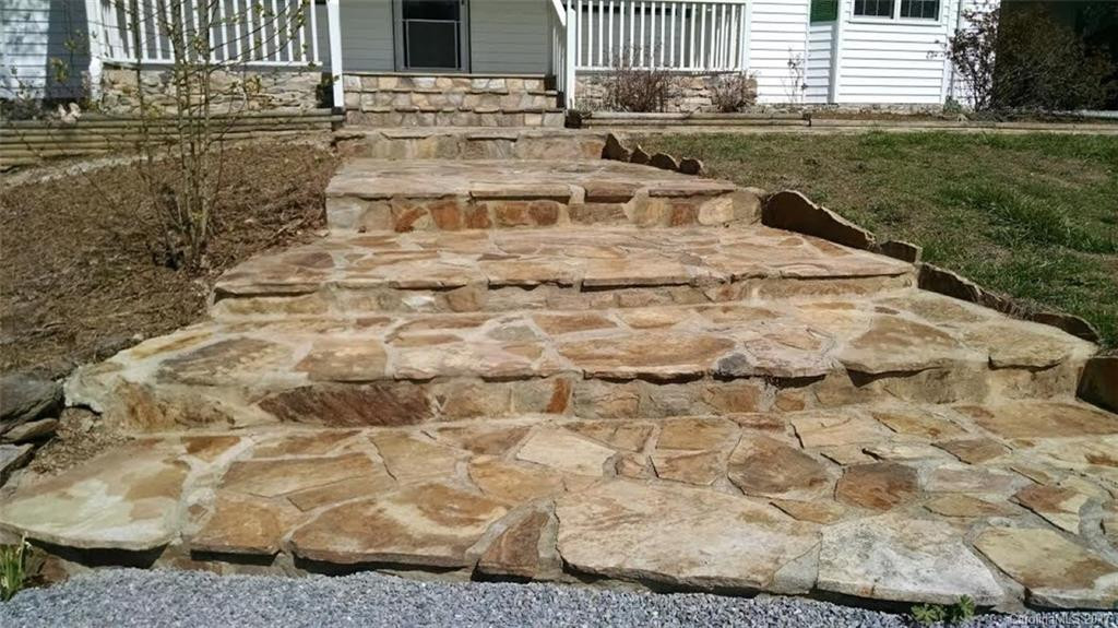 171 Reynolds Wood Drive - Photo 4