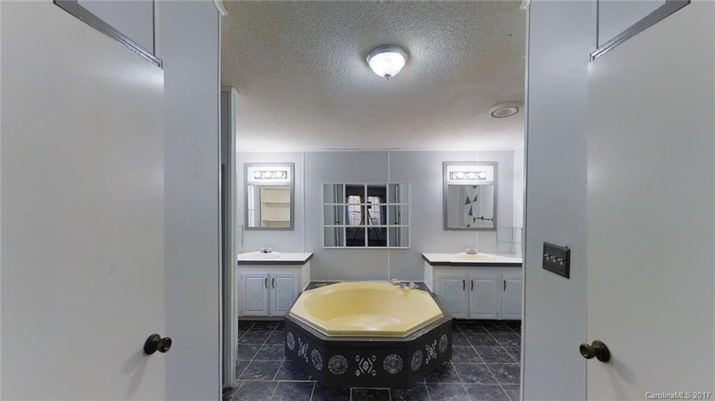 898 Jupiter Road - Photo 6