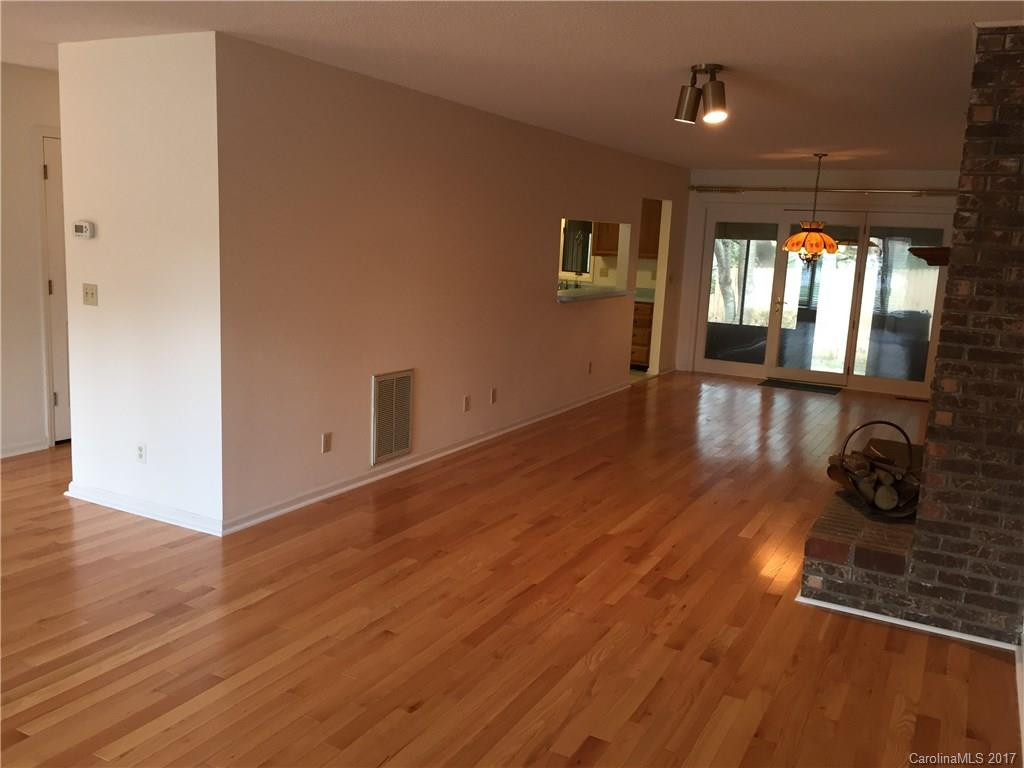 113 Pebble Creek Drive #K-3 - Photo 4