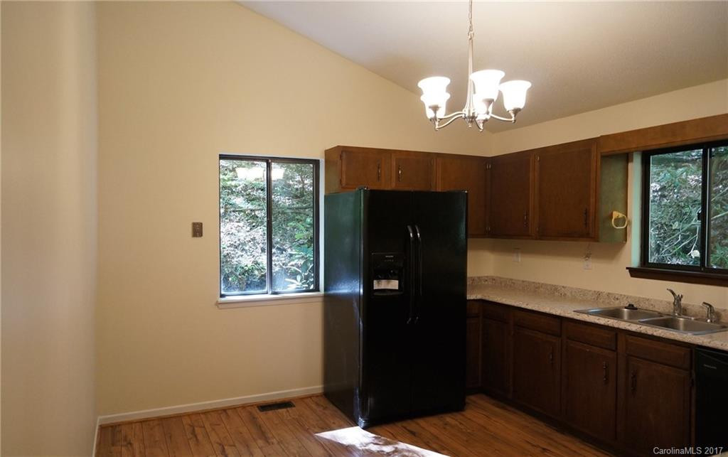 653 Three Mile Knob Road #42 - Photo 4