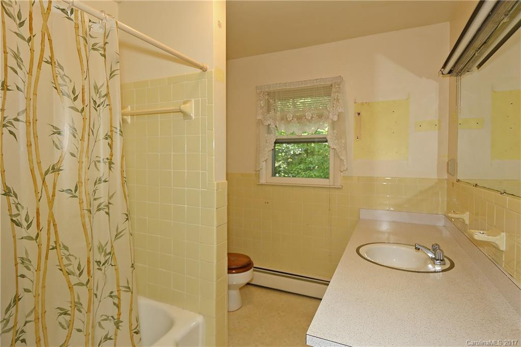 226 Thomas Park Drive - Photo 7