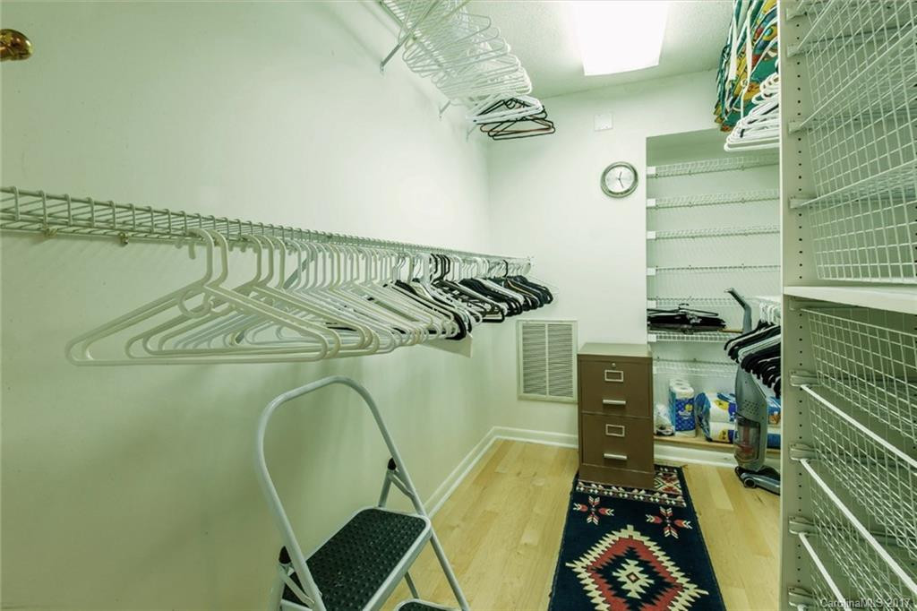 45 Golanv Court - Photo 12