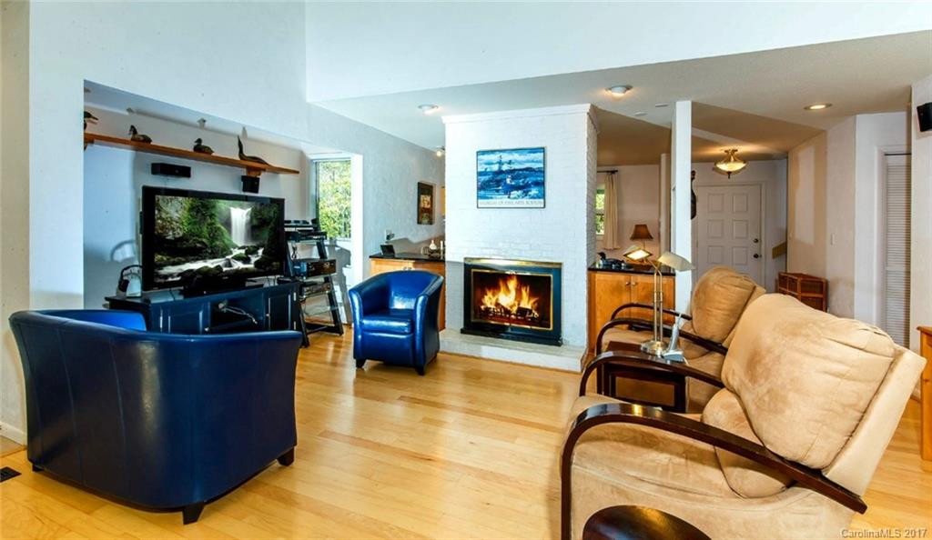 45 Golanv Court - Photo 5