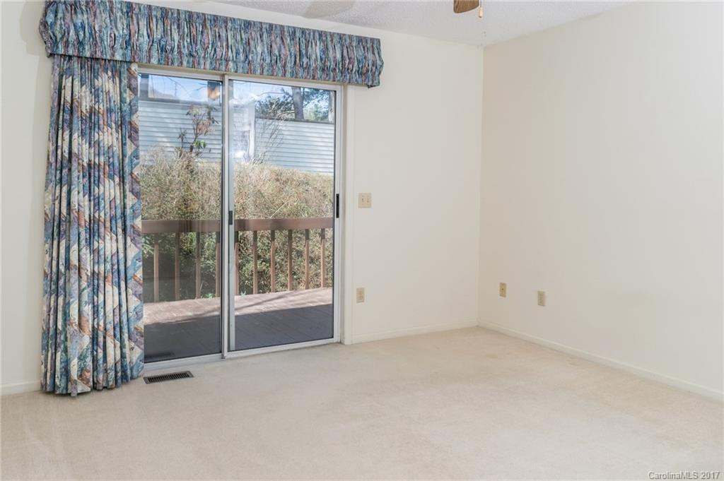 132 Exeter Court #17 - Photo 12