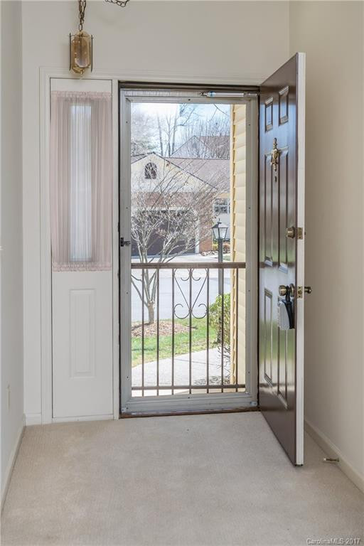 132 Exeter Court #17 - Photo 3