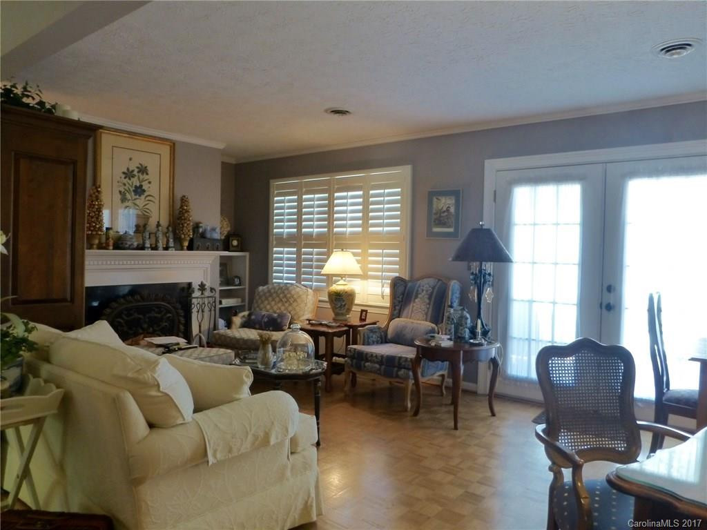 1409 Kensington Road #B-2 - Photo 7