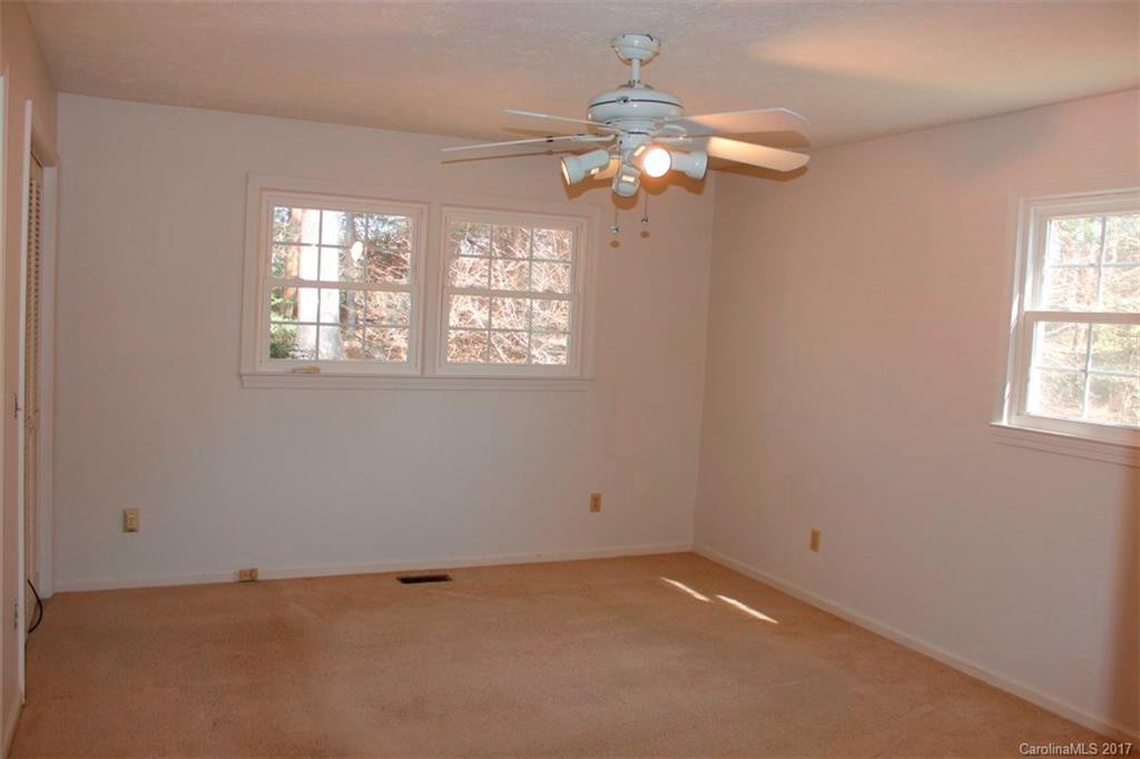 142 Whisperwood Drive #19 - Photo 14