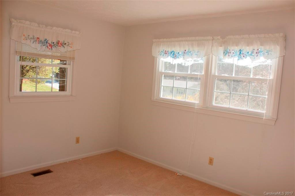 142 Whisperwood Drive #19 - Photo 17