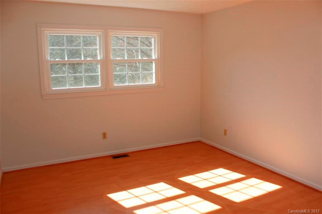 142 Whisperwood Drive #19 - Photo 20