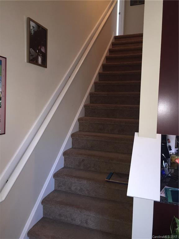8 Daphne Drive - Photo 16