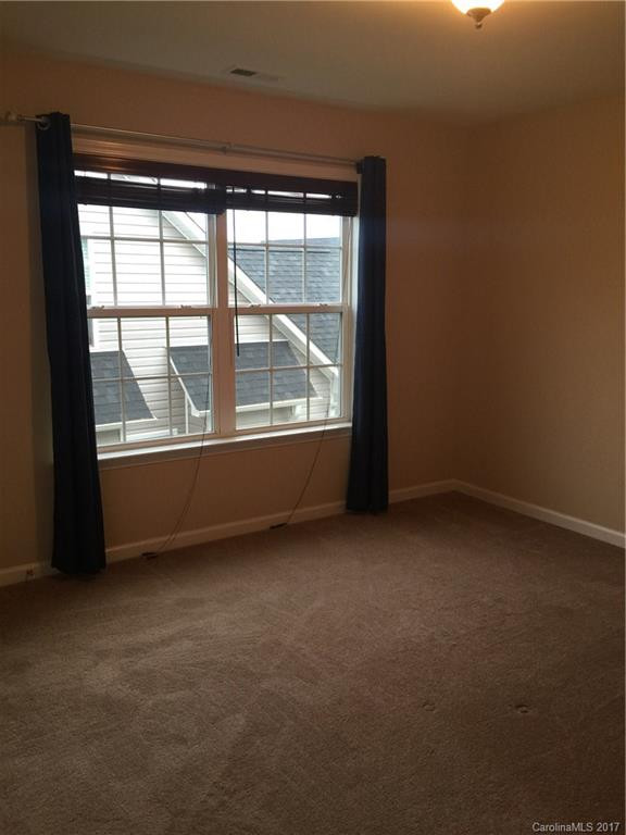8 Daphne Drive - Photo 17