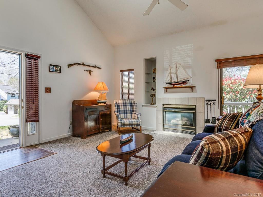401 Sweeten Way #401 - Photo 3