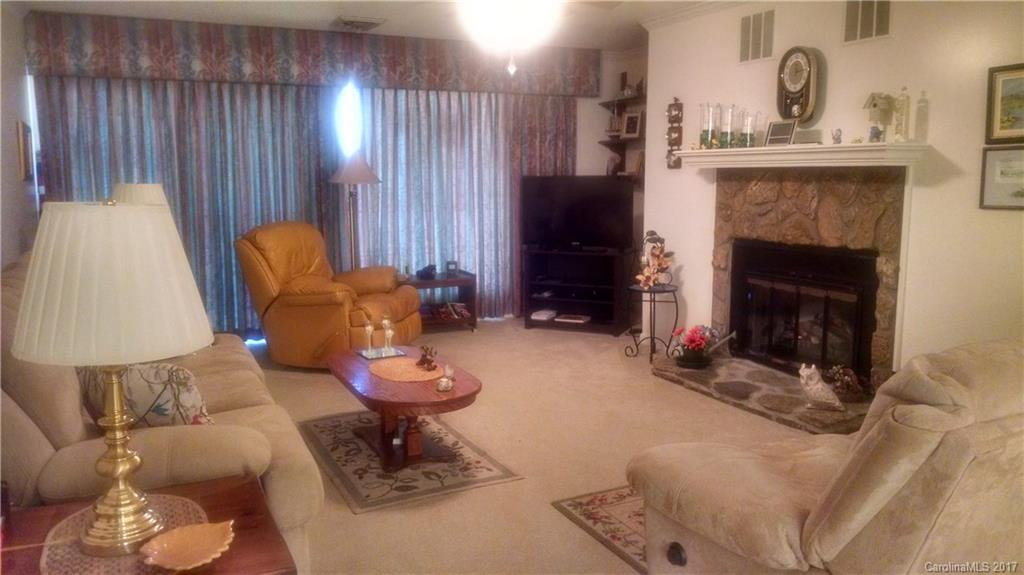 87 Willow Road #C-10 - Photo 5