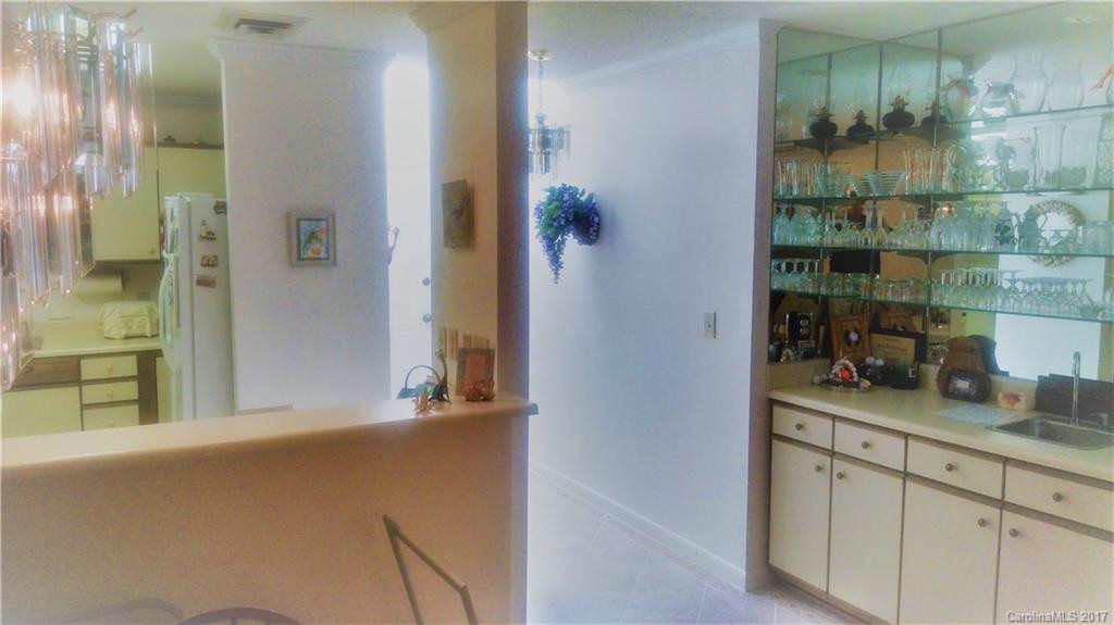 87 Willow Road #C-10 - Photo 10