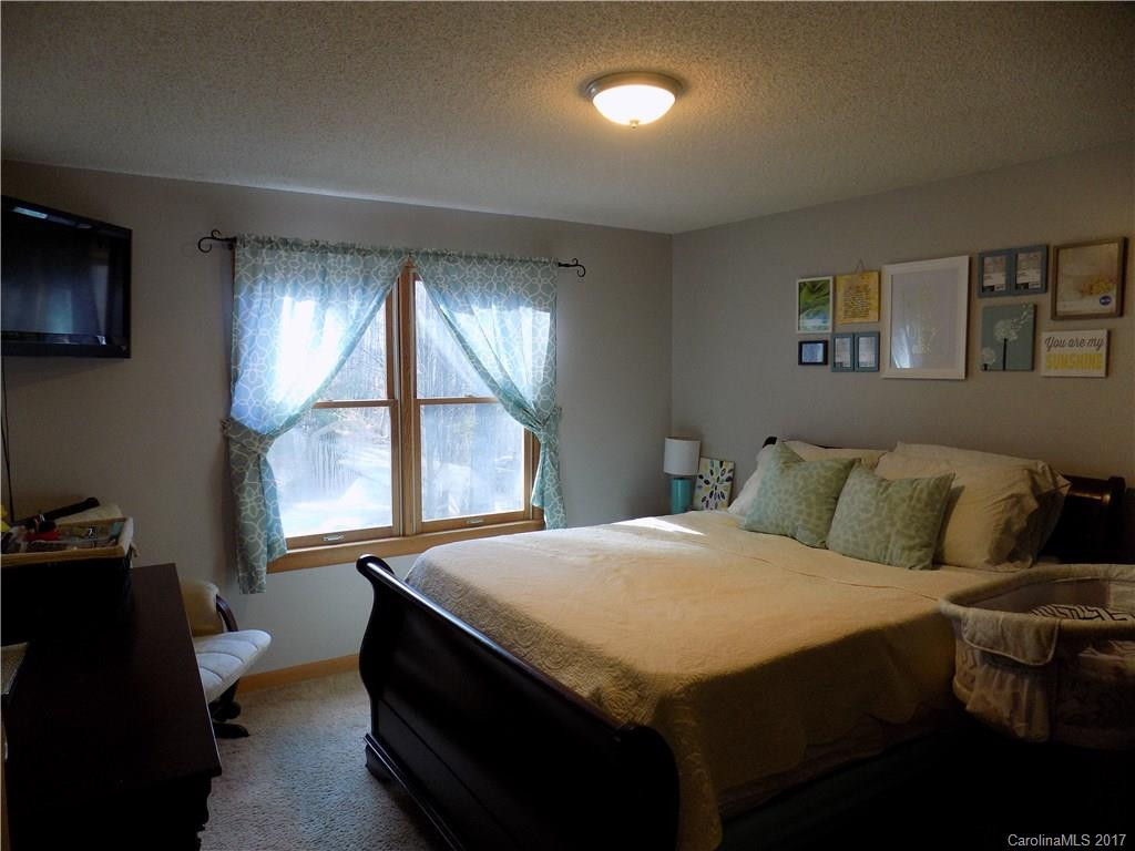 100 Mountain Drive - Photo 12