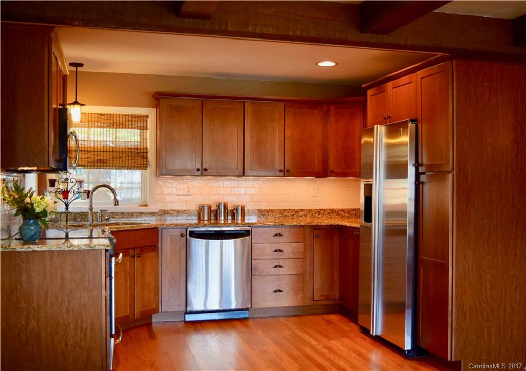 224 Keller Street - Photo 3