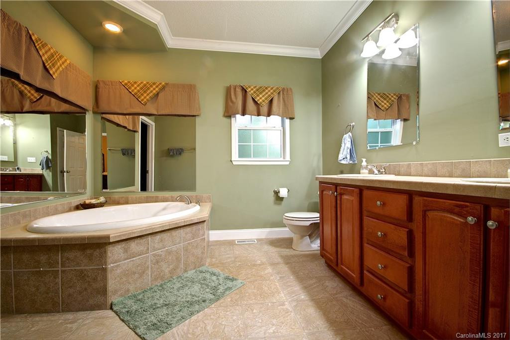 456 Crystal Creek Drive - Photo 8