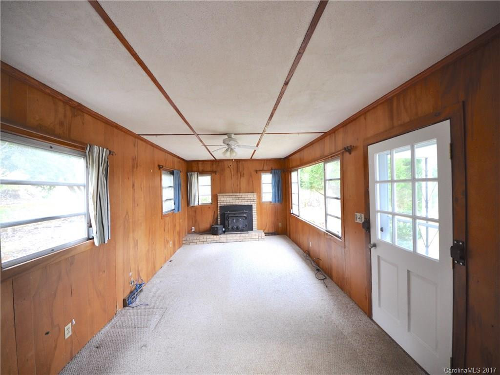 201 Sam King Road - Photo 3