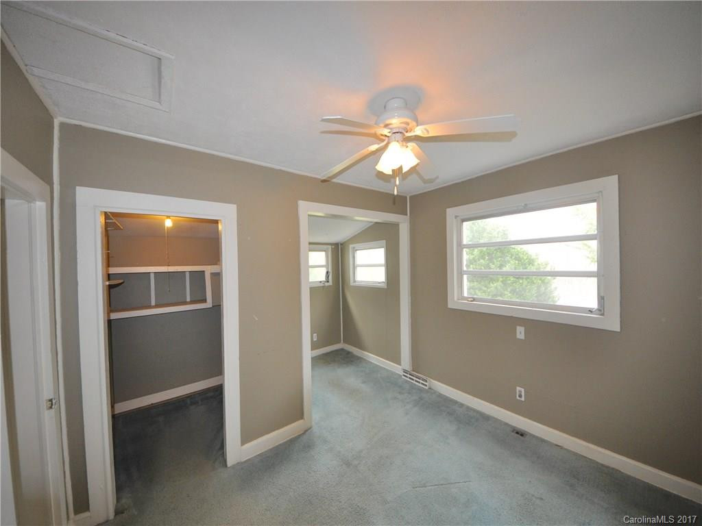 201 Sam King Road - Photo 6