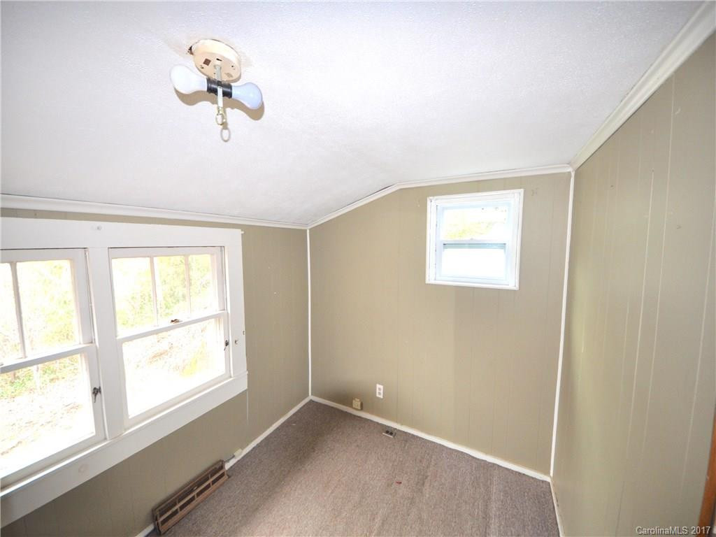 201 Sam King Road - Photo 8