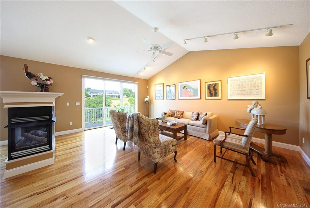 61 Alpine Way - Photo 4
