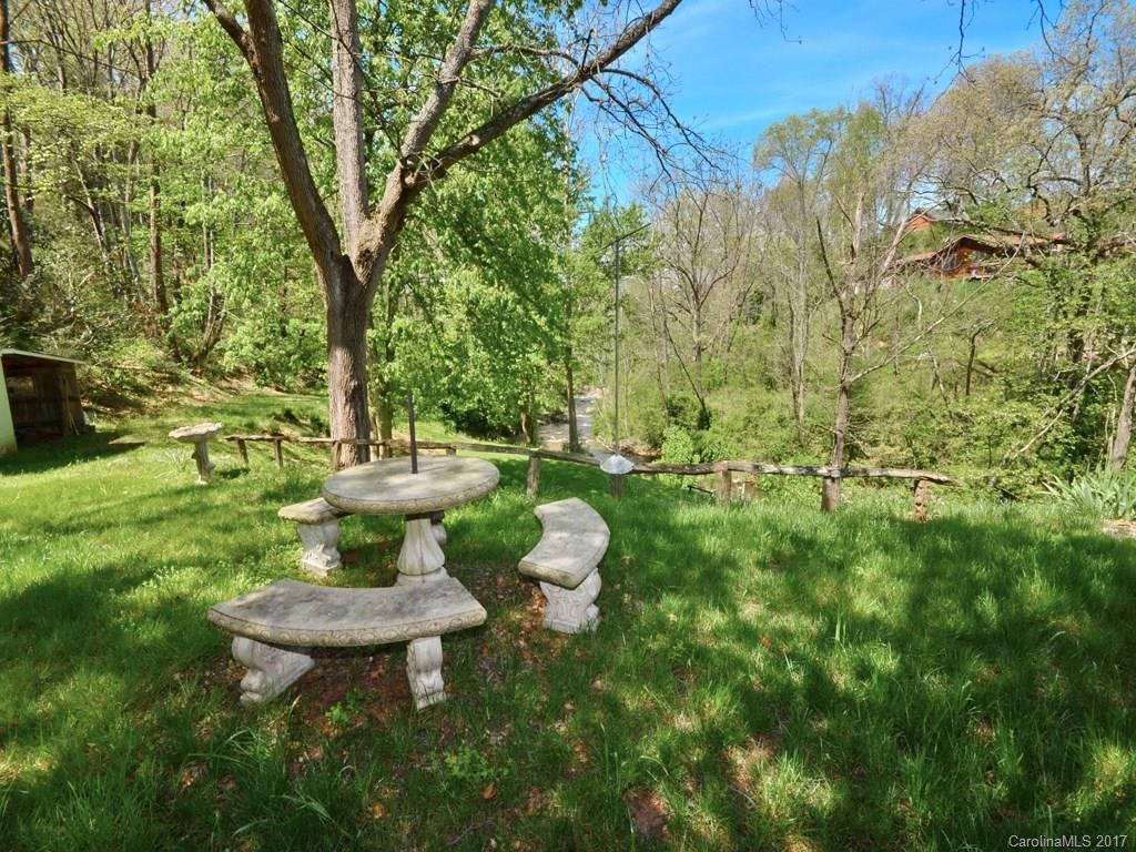 6295 Crabtree Road - Photo 13
