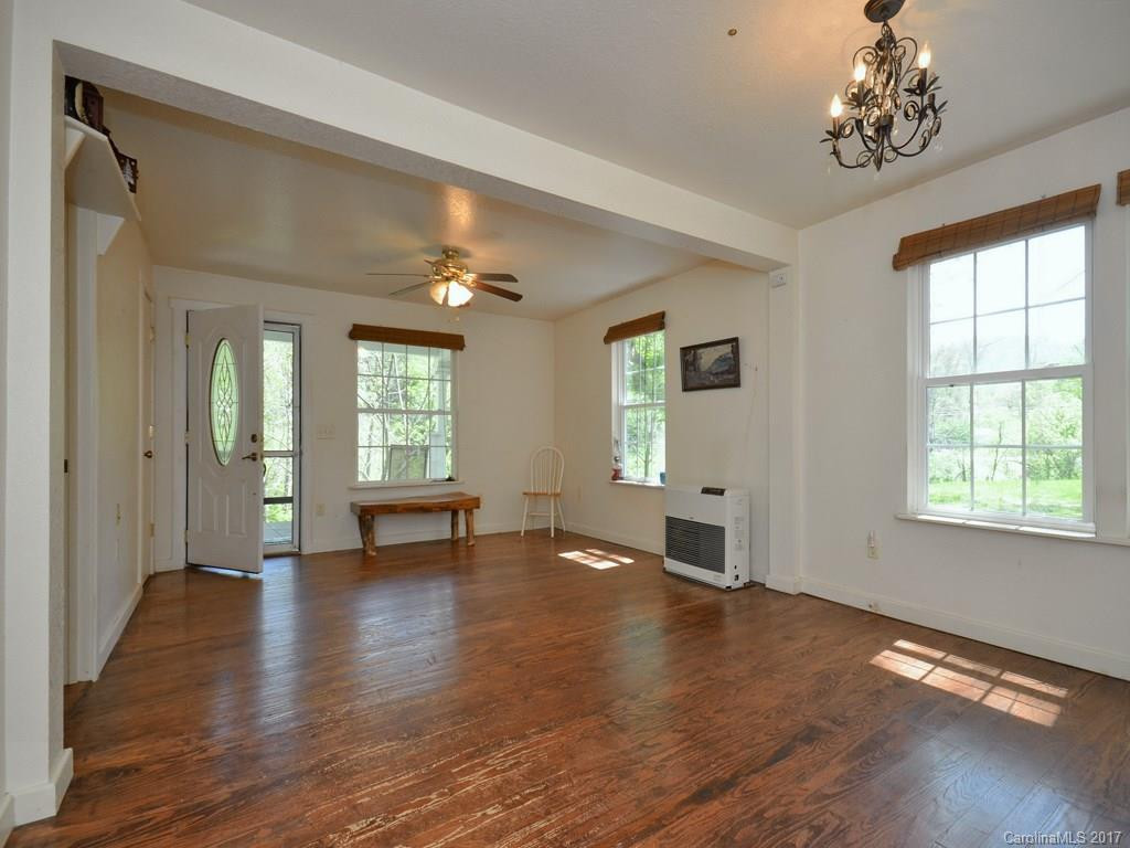 6295 Crabtree Road - Photo 3