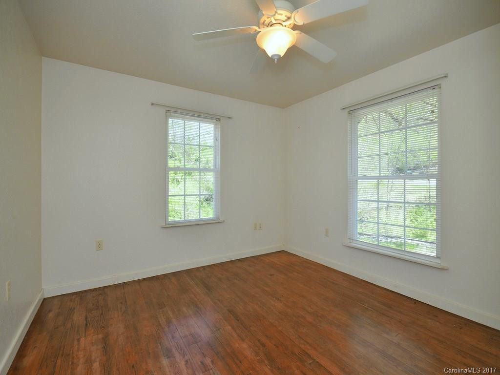 6295 Crabtree Road - Photo 4