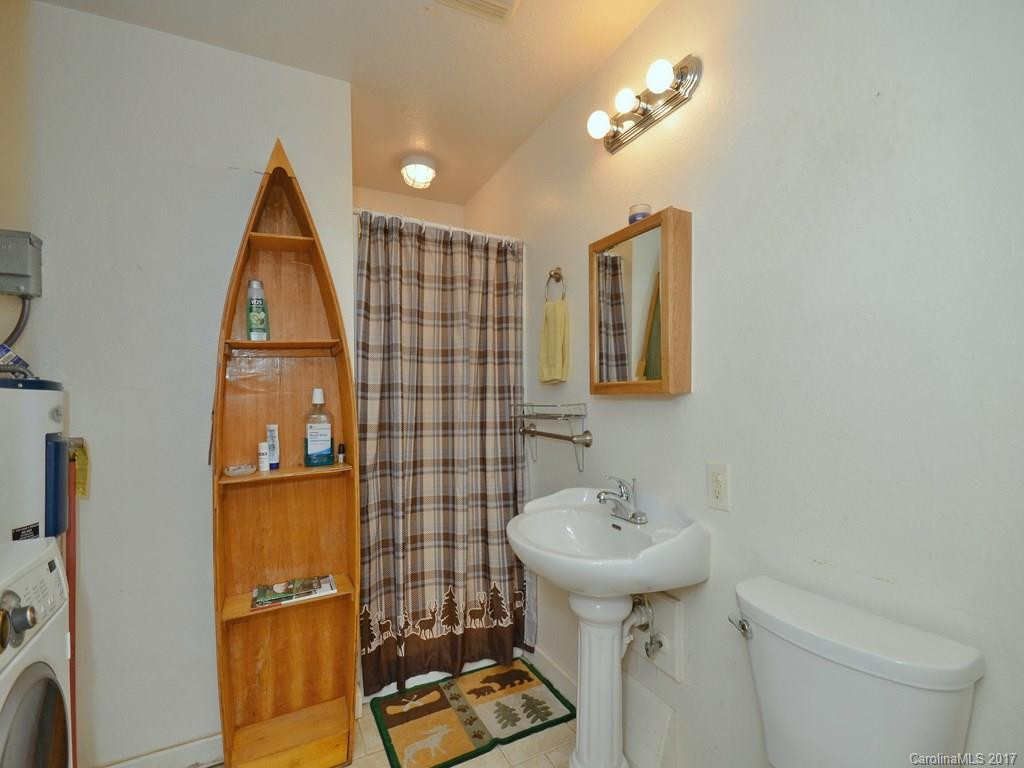 6295 Crabtree Road - Photo 8