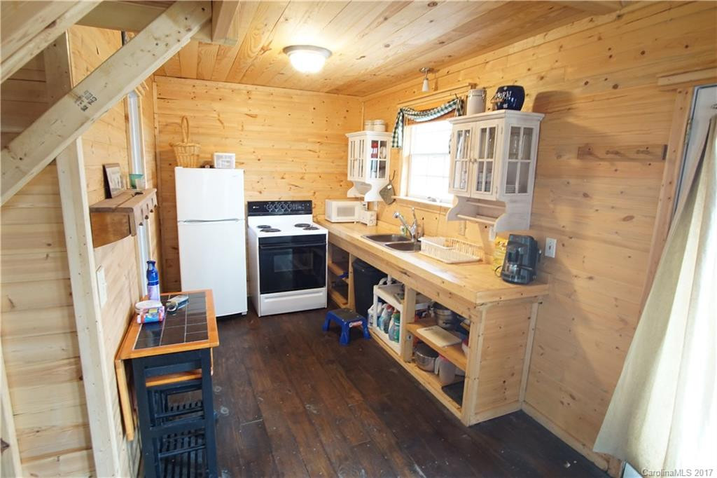 241 Lewis Drive - Photo 6