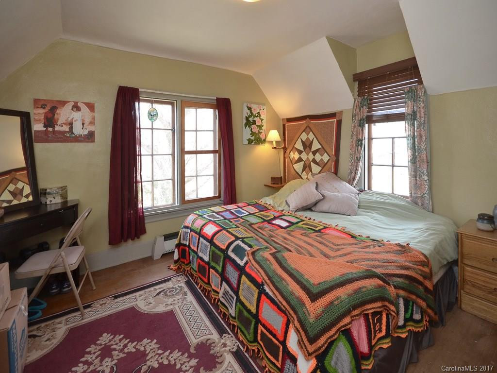 220 Northwest Avenue - Photo 13
