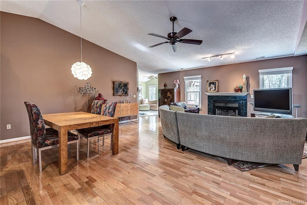 6 Bethany Woods - Photo 12