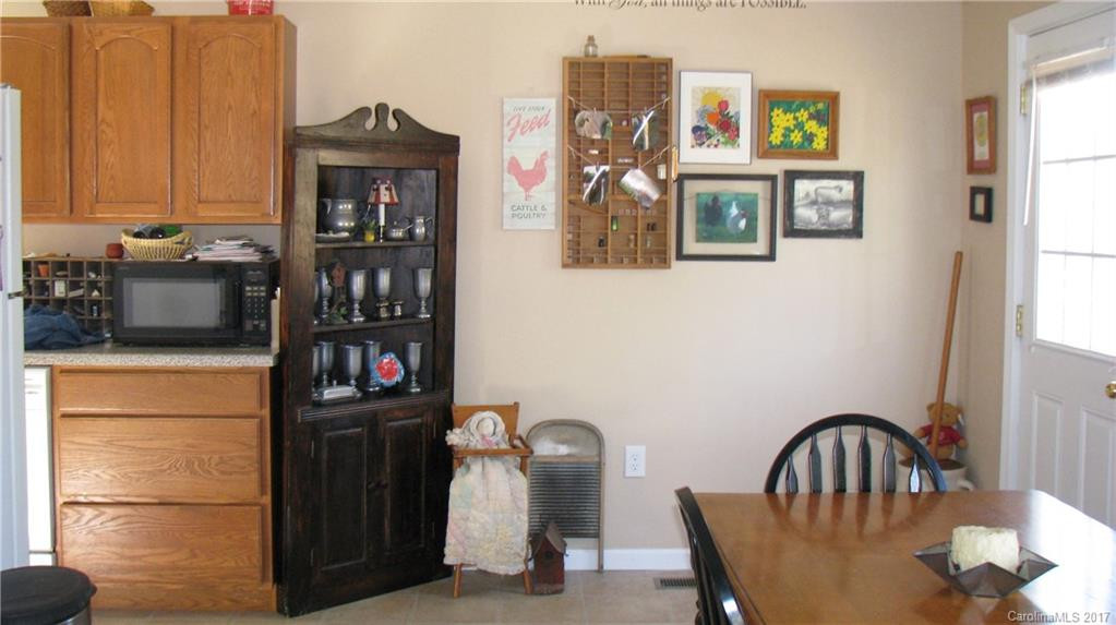 48 Wesley Way #107 - Photo 2