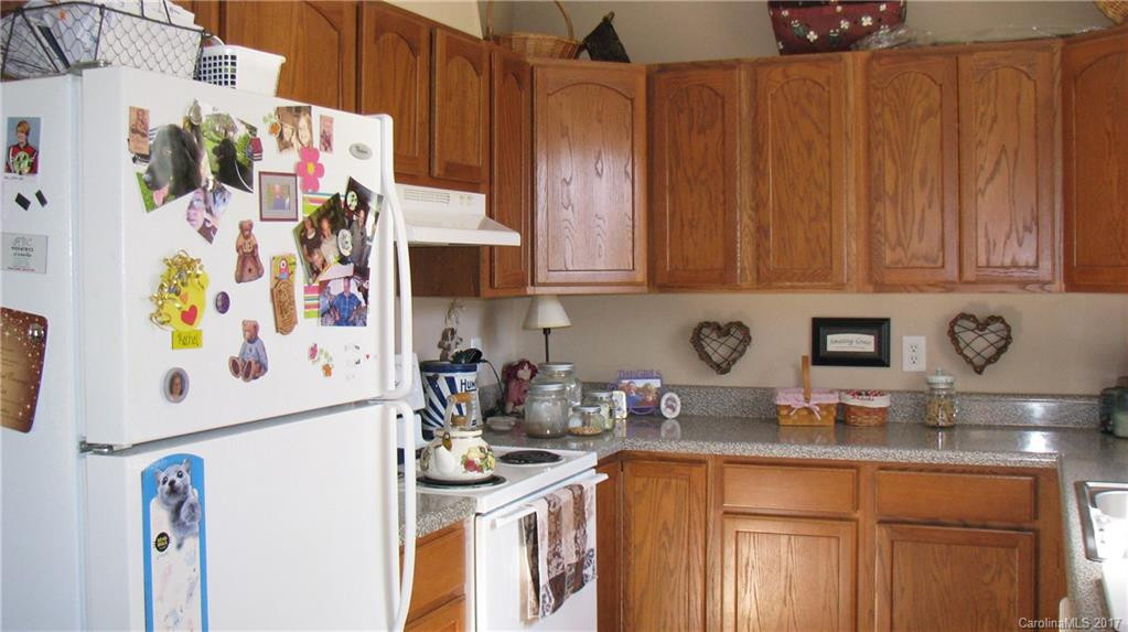 48 Wesley Way #107 - Photo 4