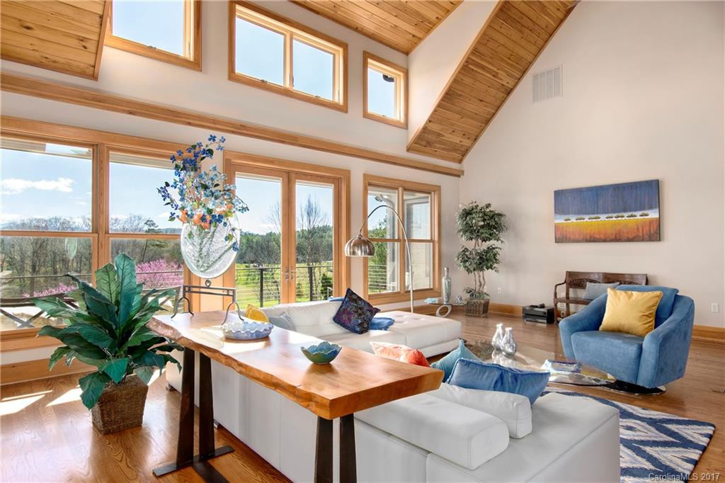 1275 Jenkins Valley Road - Photo 3