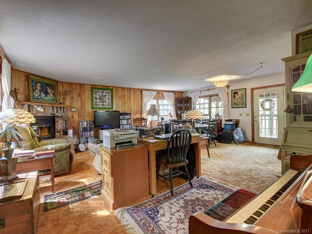 573 Countryside Drive - Photo 11
