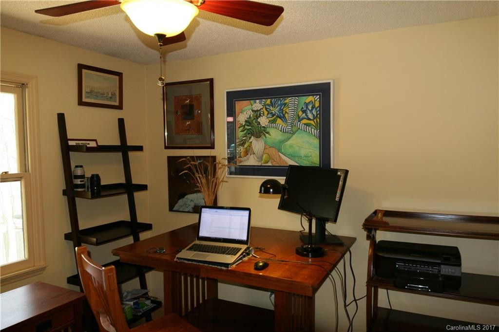 36 Brentwood Drive #2 - Photo 18