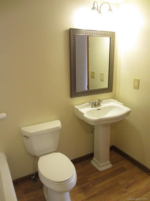 70 Garden Court - Photo 12