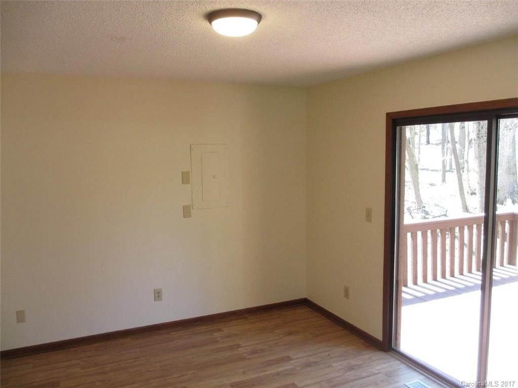 70 Garden Court - Photo 13