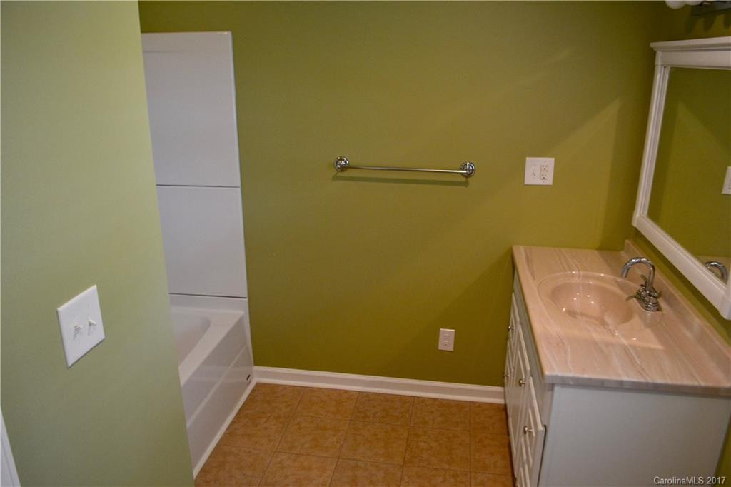 268 Oakland Road - Photo 8