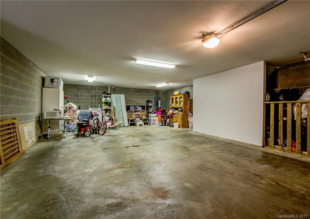 40 Meadowbrook Drive - Photo 13