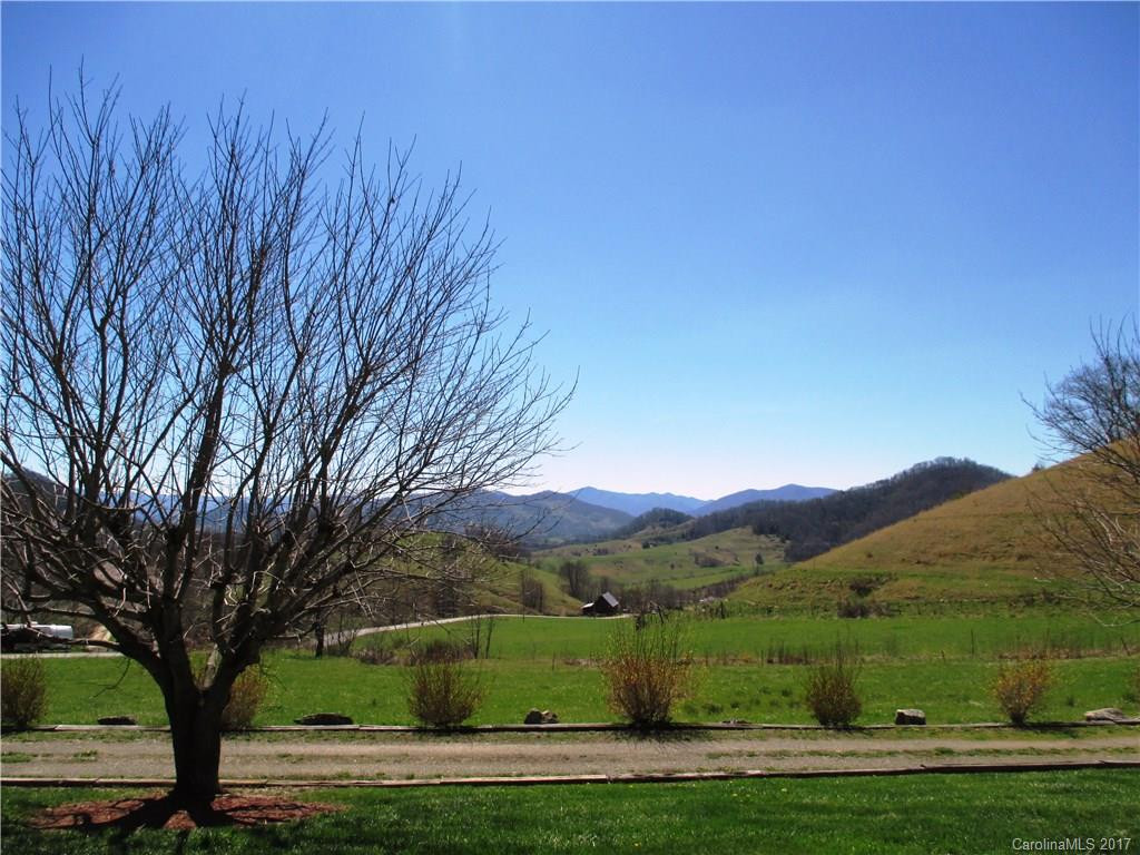 807 Silvers Cove Road - Photo 3
