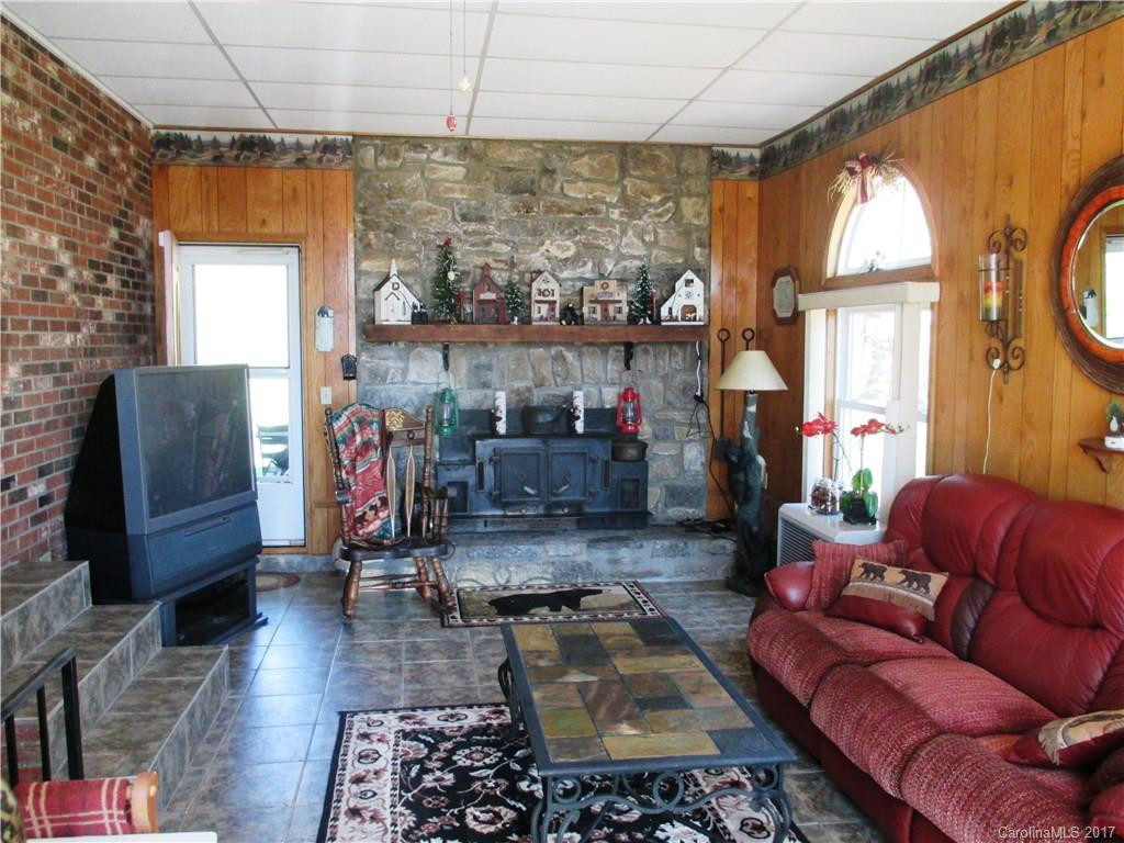 807 Silvers Cove Road - Photo 4