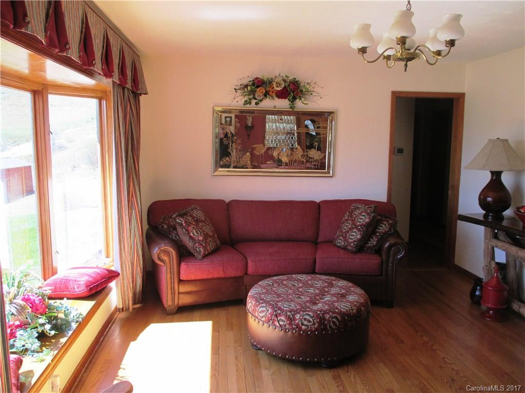 807 Silvers Cove Road - Photo 5
